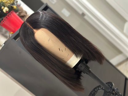 Rihanna glue less unit